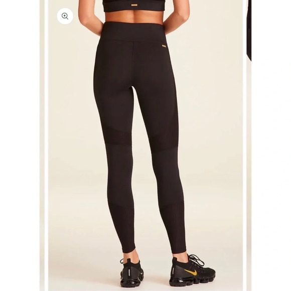 NWT $115 Alala Vamp Tight Size Small Black + Black Rib Leggings Workout Pants - Picture 7 of 11